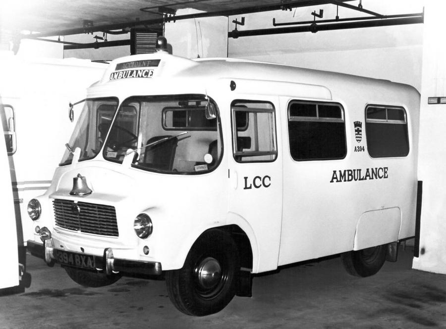  Austin LD Wandsworth Ambulance Mk II 1960 года  (фото 7 из 12)